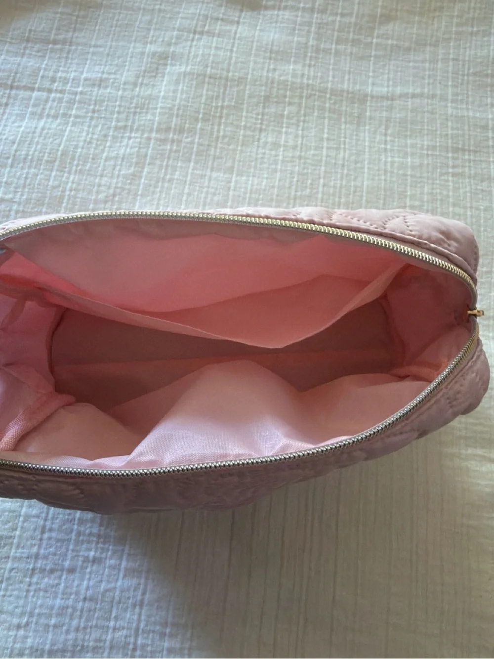 Quilted Floral Cosmetic Pouch - Light Pink
